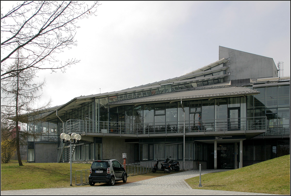 . Die Mensa der Universität in Ulm -

März 2008 (Matthias)