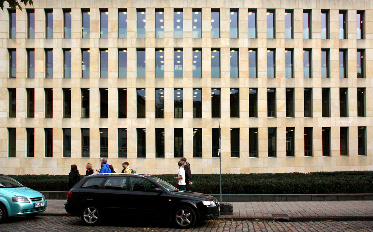 . Diözesanbibliothek und Verwaltungsgebäude in Münster -

Oktober 2014 (Matthias)