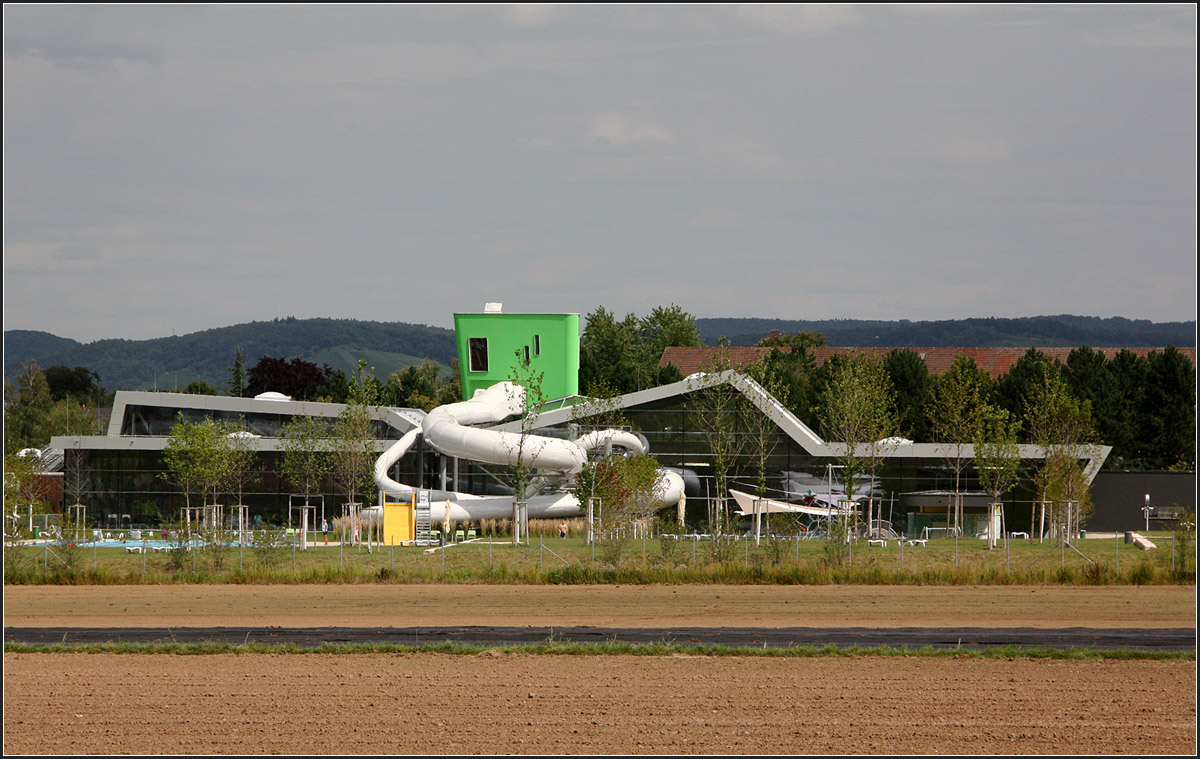 . Familien- und Freizeitbad F.3 in Fellbach -

Blick von Westen auf die Anlage.

August 2014 (Matthias)