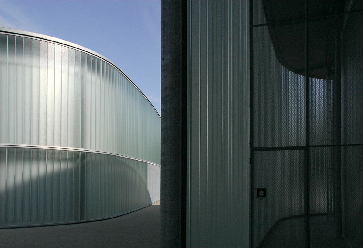 . Galerie Stihl und Kunstschule Unters Remstal in Waiblingen -

Blick vom Eingang der Galerie Stihl zur Kunstschule (links).

September 2008 (Matthias)
