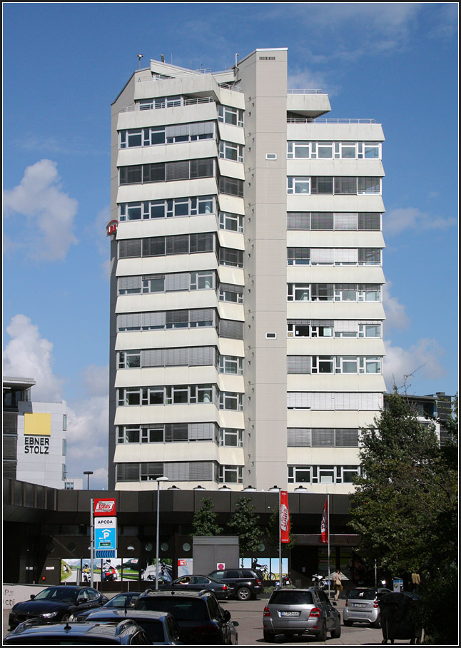. Hahn-Hochhaus Stuttgart - 

August 2014 (Matthias)