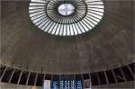 . Die Don-Bosco-Kirche in Augsburg -

Die Kuppel wird durch ein Oberlicht gekrönt. Das vorherrschende Material ist Sichtbeton. 

Mai 2012 (Jonas)