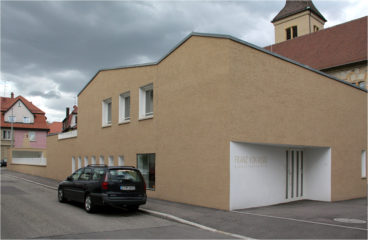 . Franz von Assisi Kindertagesstätte in Stuttgart-Obertürkheim -

Juni 2011 (Matthias)