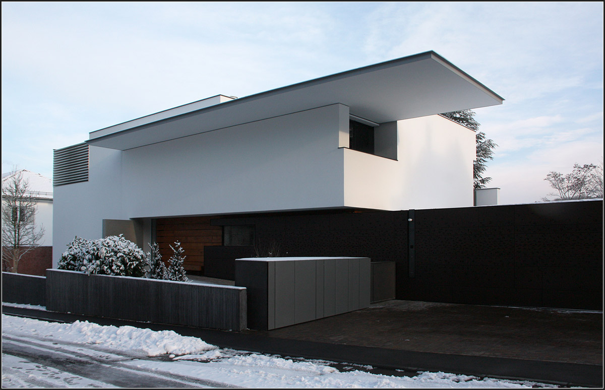 . SOL Haus in Stuttgart -

Dezember 2014 (Matthias)