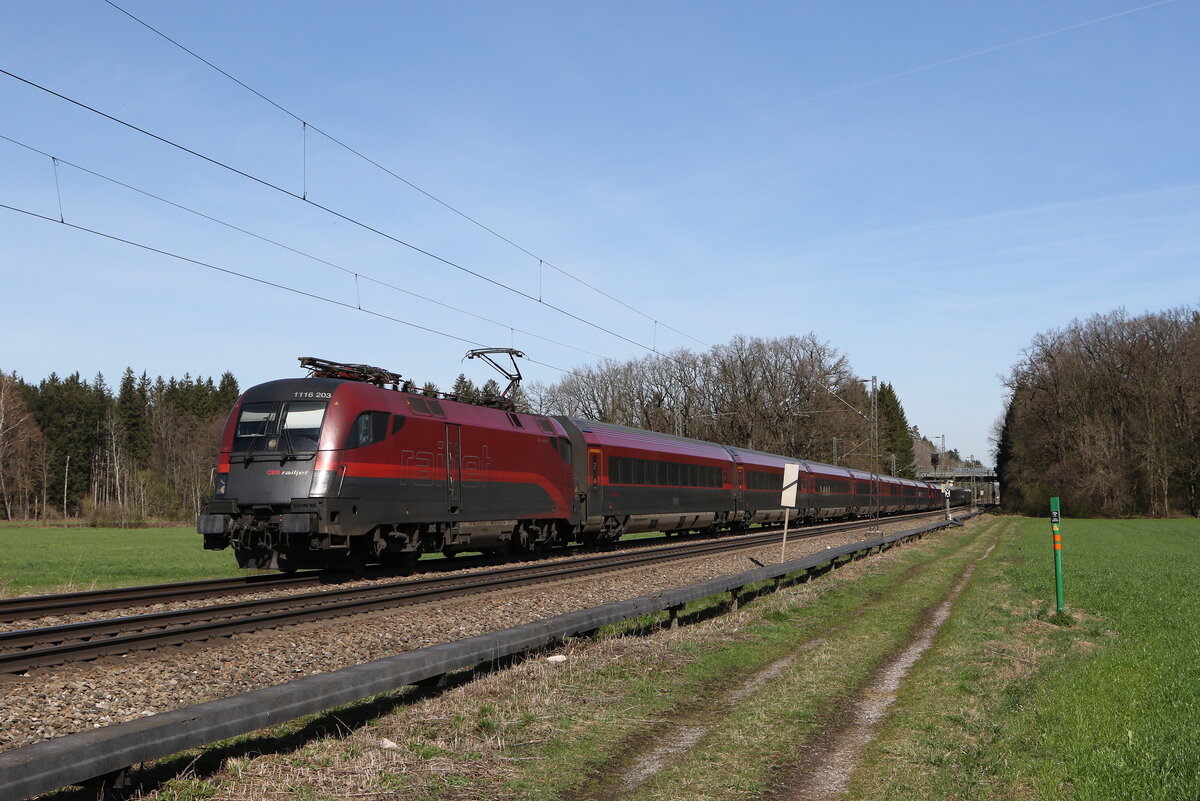 1116 203 auf dem Weg nach Innsbruck am 20. M�rz 2024 bei Brannenburg.