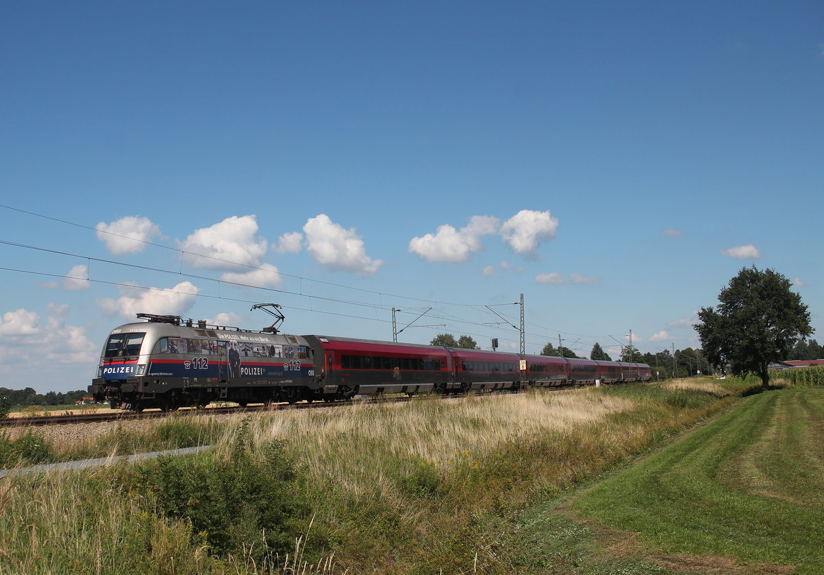 1116 250-2 der  Polizei-Stier  am 7. August 2016 bei �bersee am Chiemsee.