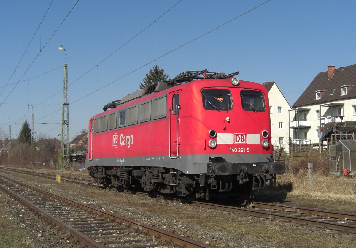 140 261-9 war am 15. Juli 20107 im Bahnhof von Freilassing abgestellt.