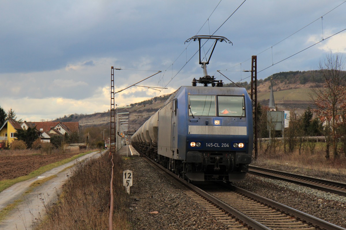 145-CL 204 am 21. Februar 2015 bei Th�ngersheim im Maintal.