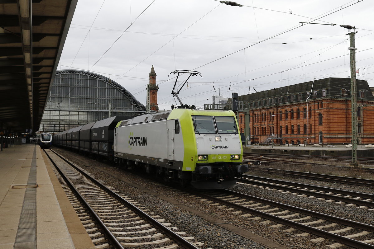 185 CL003 von  CAPTRAIN  am 27. M�rz 2019 im Bremer Hauptbahnhof.