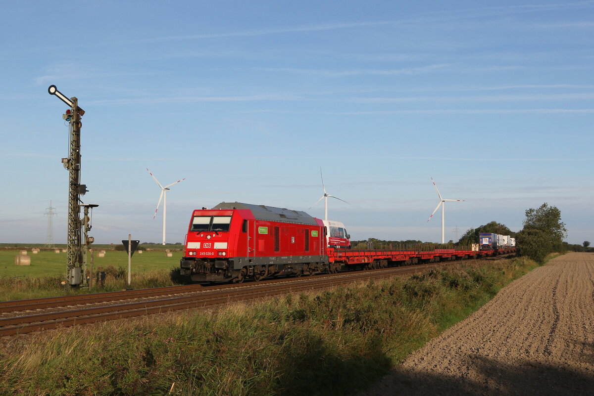 245 026 mit einem  Sylt-Shuttle  am 15. September 2023 bei Klanxb�ll.