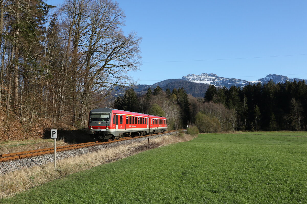628 574 aus Aschau im Chiemgau kommend am 8. April 2025 bei Umratshausen.