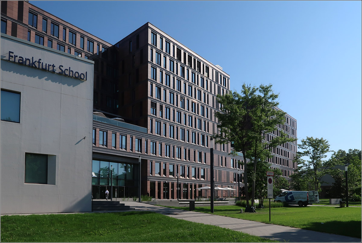 School of Finance and Management, Frankfurt am Main - 

Fertigstellung 2017, Henning Larsen Kopenhagen, München

21.07.2021