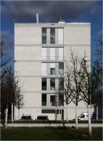 
. Apartmenthaus von Chipperfield Architektes in Stuttgart -

Südfassade.

November 2015 (M)