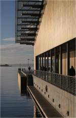 
. Das Astrup Fearnley Museet in Oslo -

Das Museum liegt direkt am Oslofyord.

Dezember 2013 (M) 