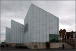 . Turner Contemporary in Margate von David Chipperfield -

Das Museumsgebäude setzt sich aus sechs rechteckigen Bauteilen mit Pultdächern zusammen.

Juni 2015 (Matthias)