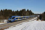 ET 301 war am 24. Januar 2022 bei Grabenst�tt im Chiemgau in Richtung M�nchen unterwegs.